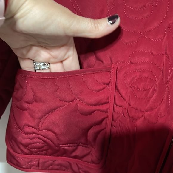 Ellen Tracy Red Rosette Quilted Jacket Full Zip w/Hood Fleece lined Petite Med - Picture 7 of 12